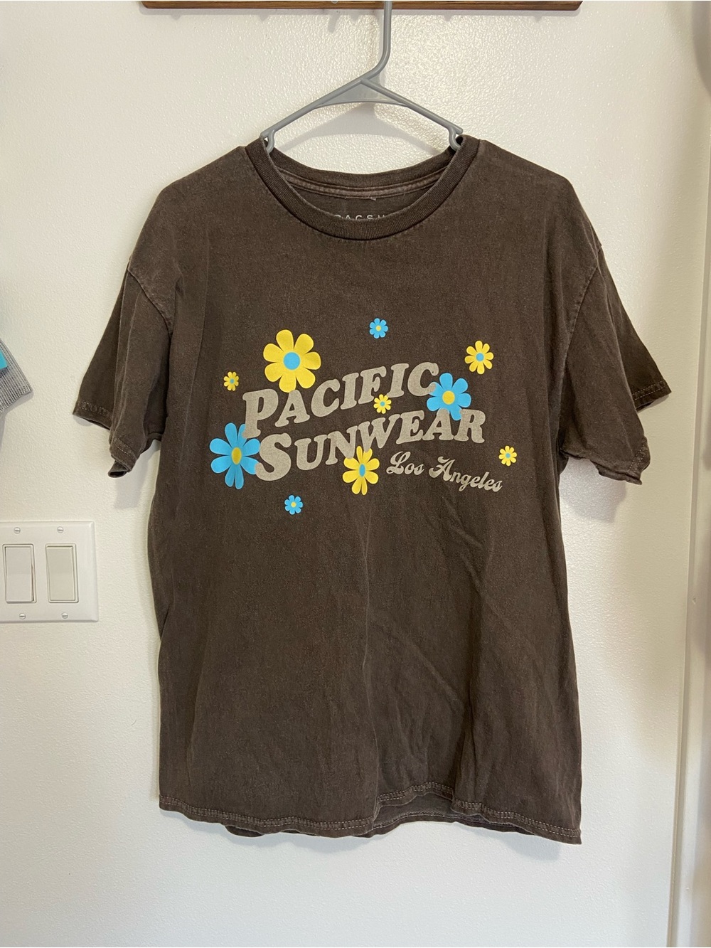 PacSun Brown "Pacific Sunwear" Floral Graphic Long Sleeve Tee